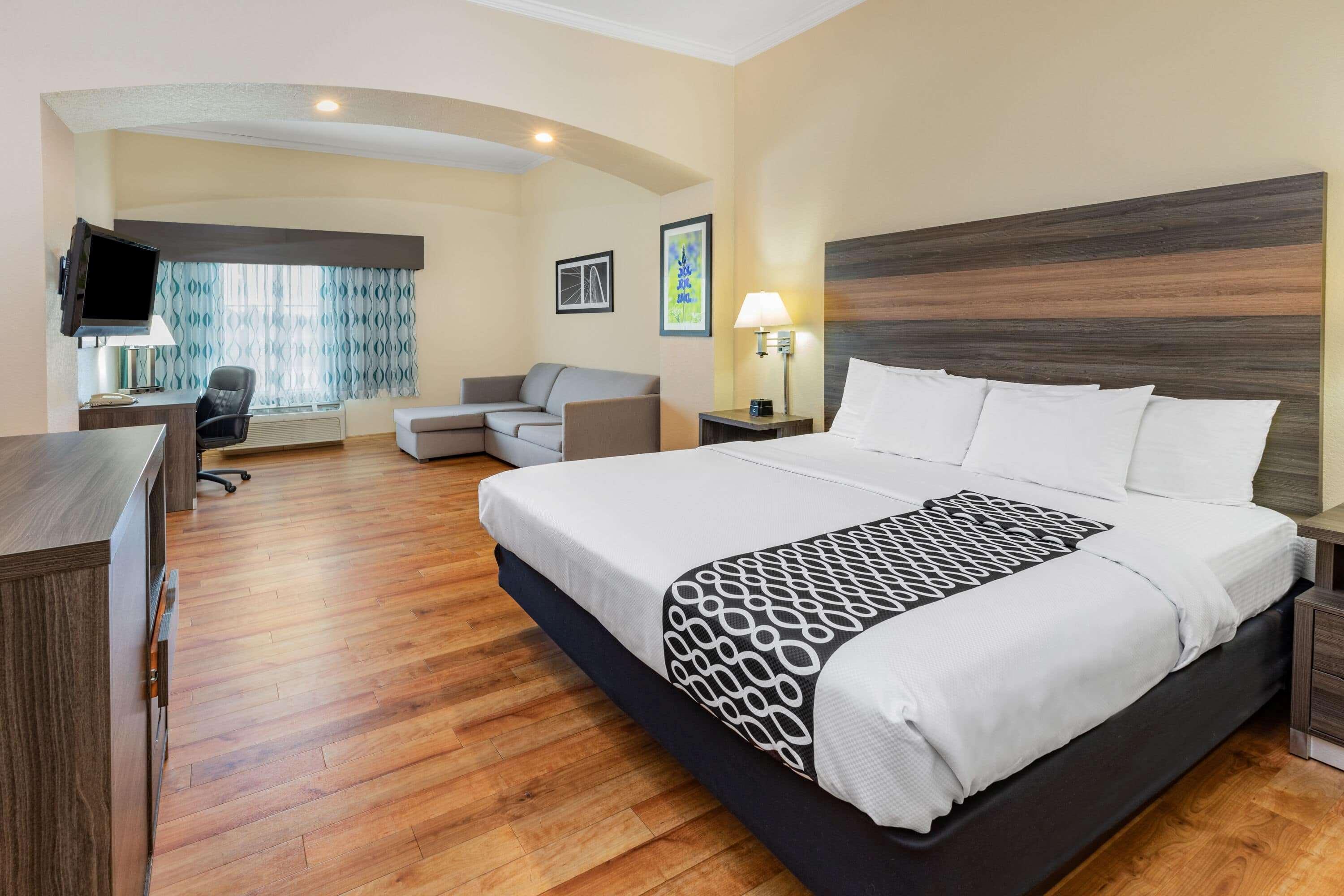 La Quinta By Wyndham Garland Harbor Point Hotell Exteriör bild