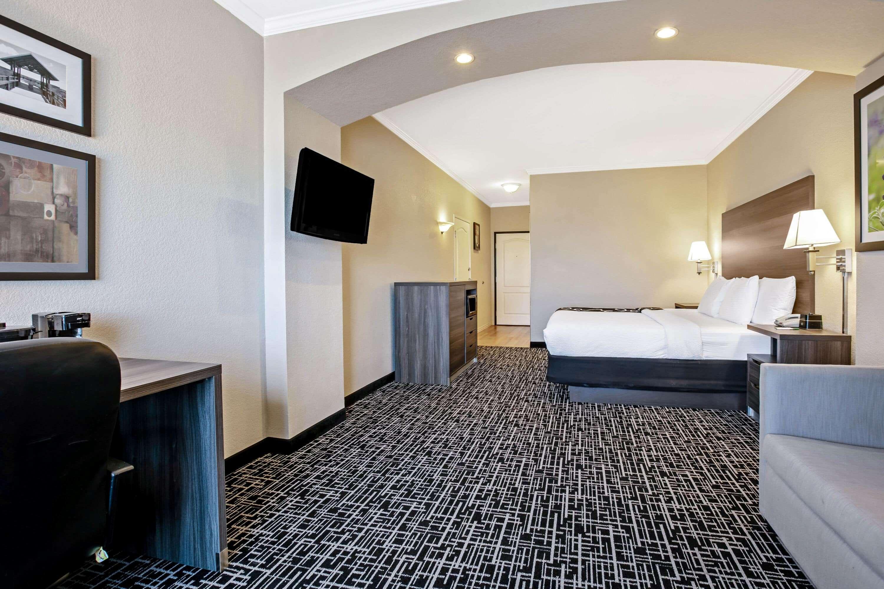 La Quinta By Wyndham Garland Harbor Point Hotell Exteriör bild