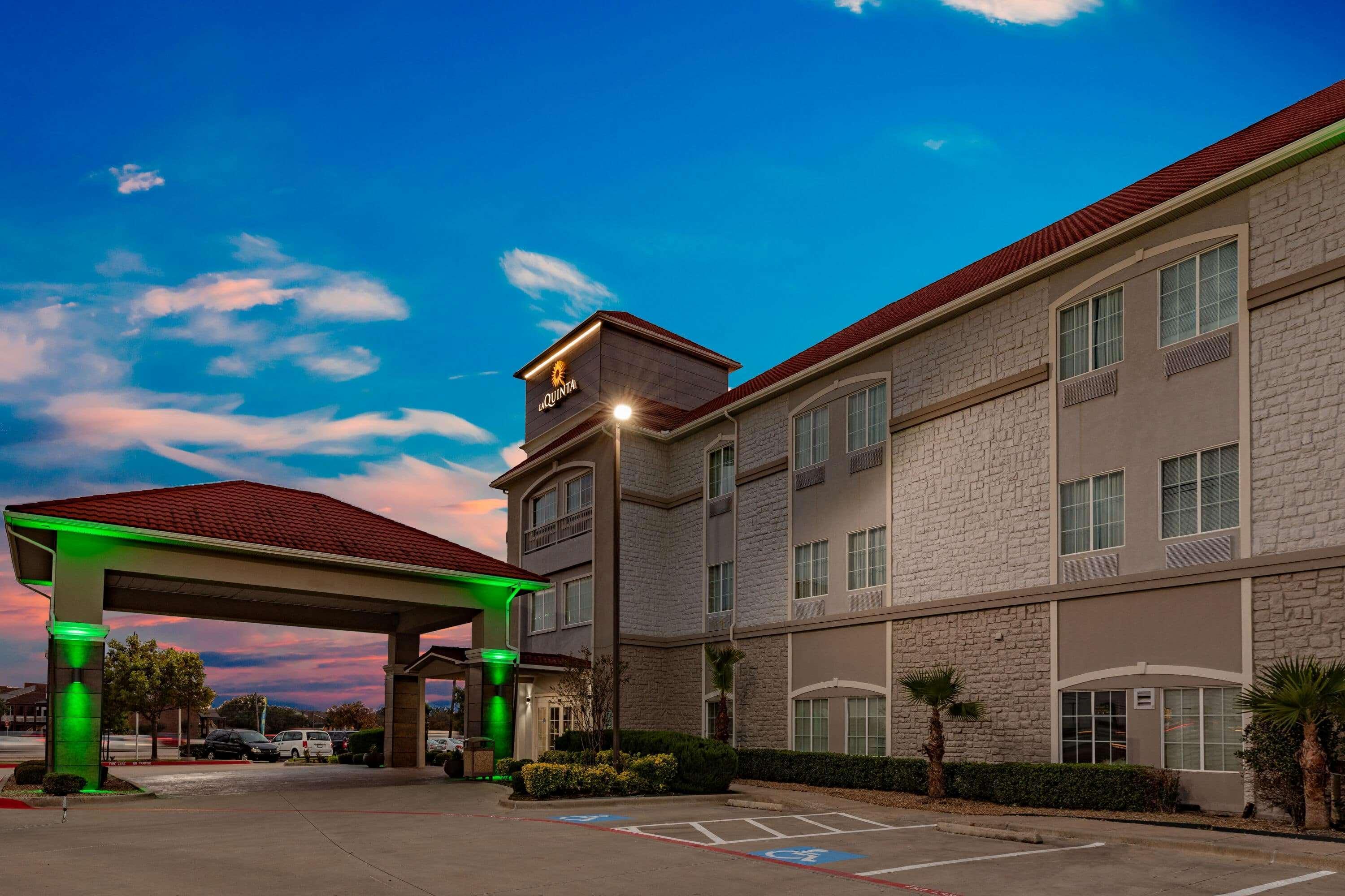 La Quinta By Wyndham Garland Harbor Point Hotell Exteriör bild