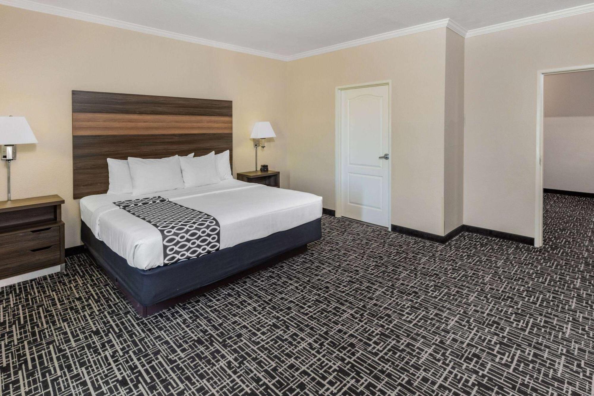 La Quinta By Wyndham Garland Harbor Point Hotell Exteriör bild