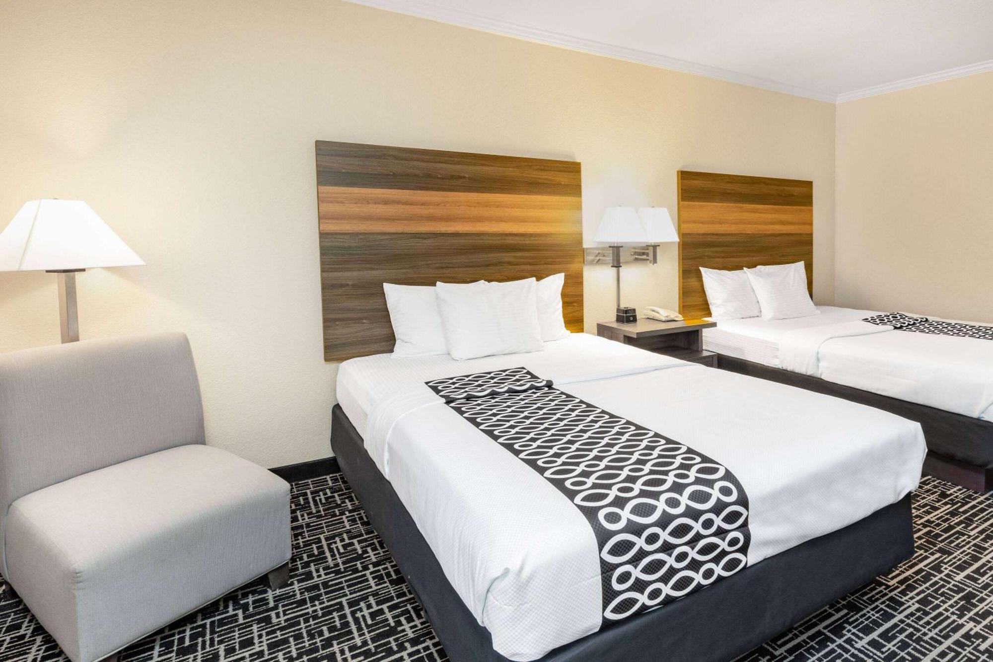 La Quinta By Wyndham Garland Harbor Point Hotell Exteriör bild