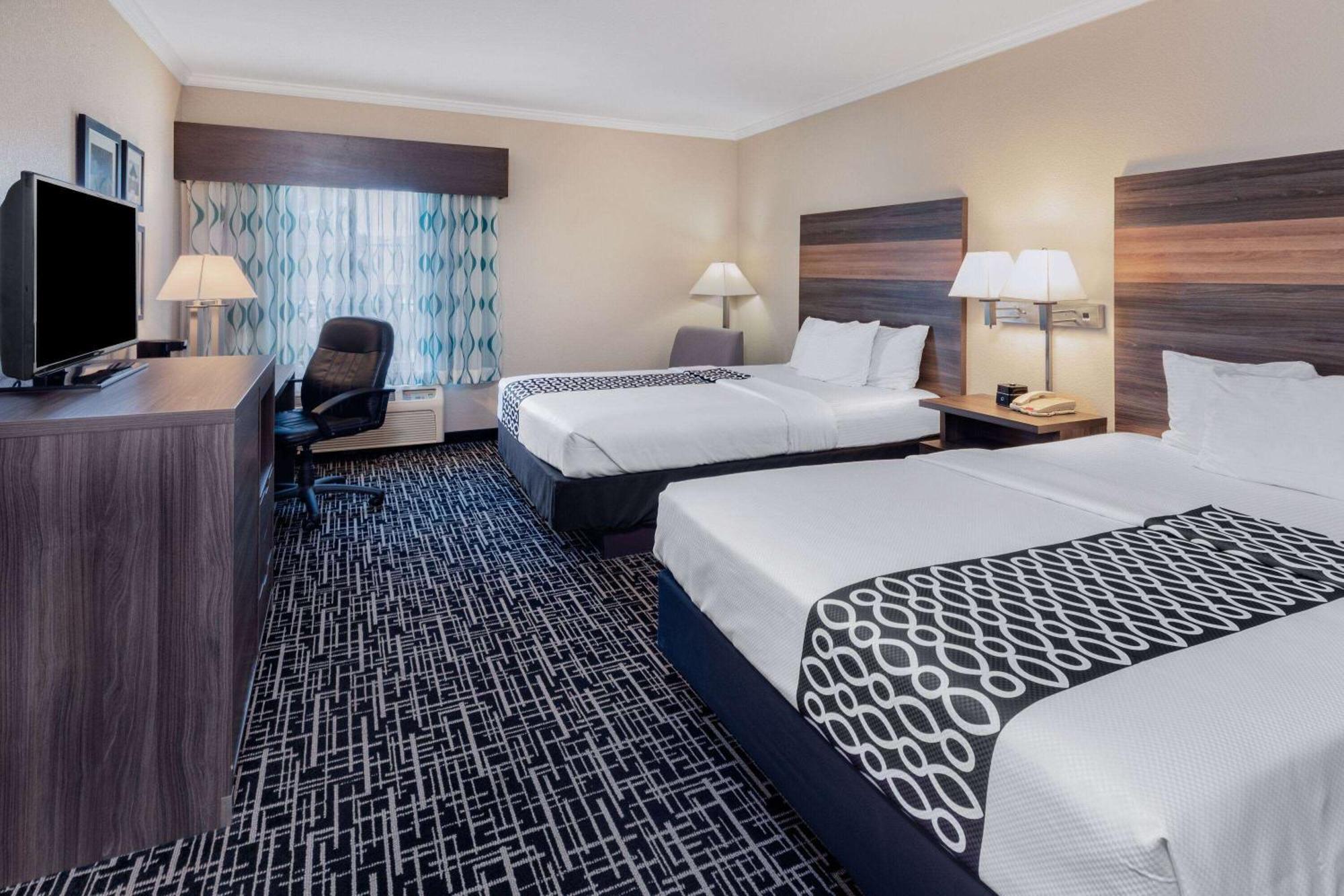 La Quinta By Wyndham Garland Harbor Point Hotell Exteriör bild